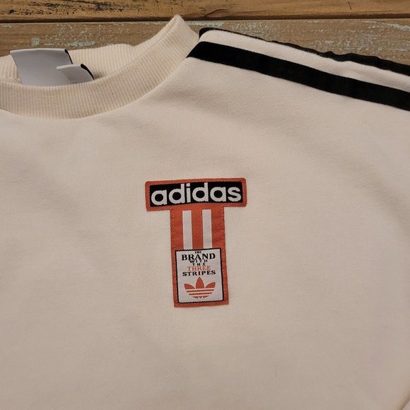 Women's Adidas Crew Sweatshirt - Picture 2 of 4